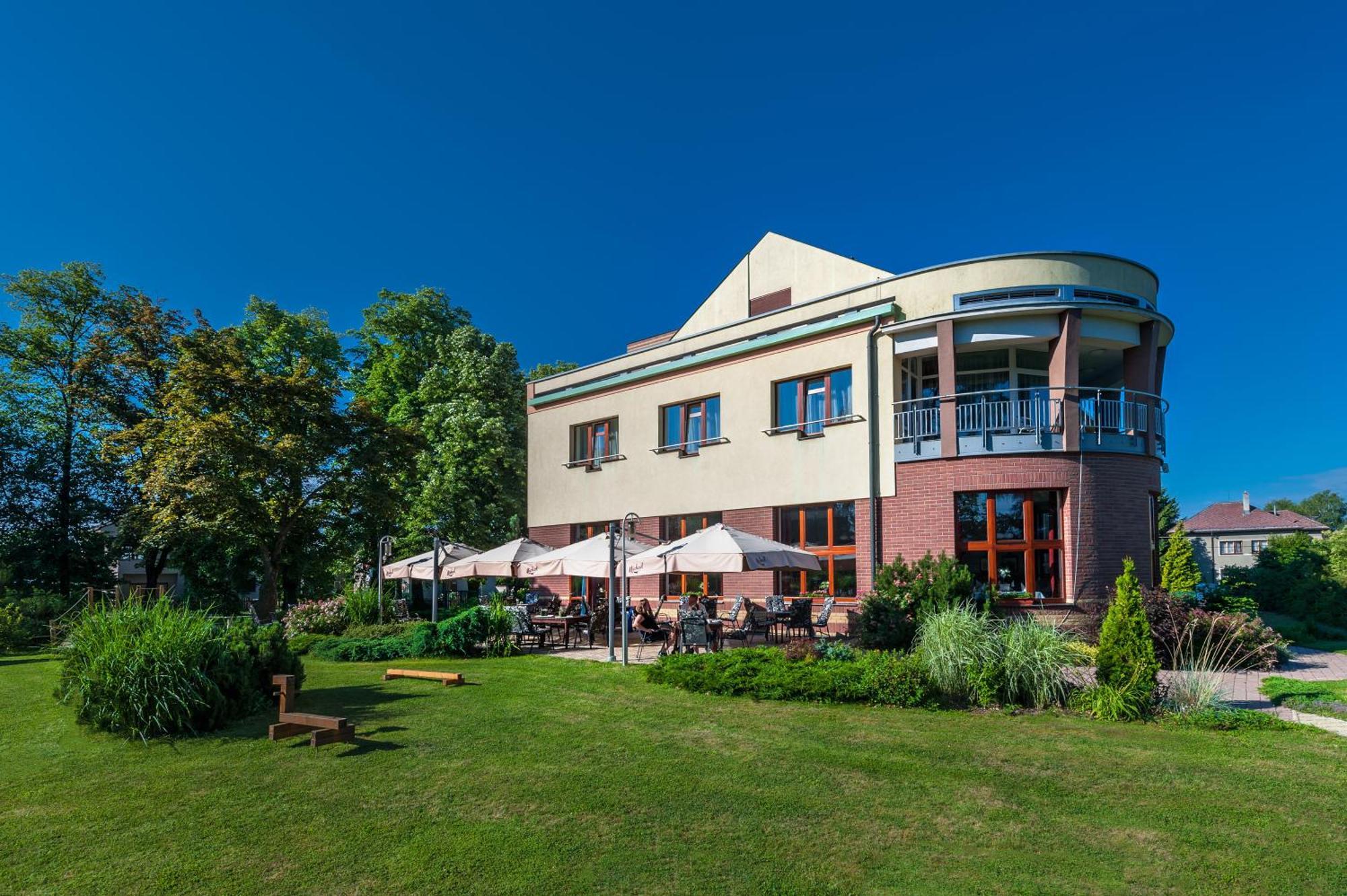April Hotel Panorama Rychnov nad Kneznou Eksteriør bilde